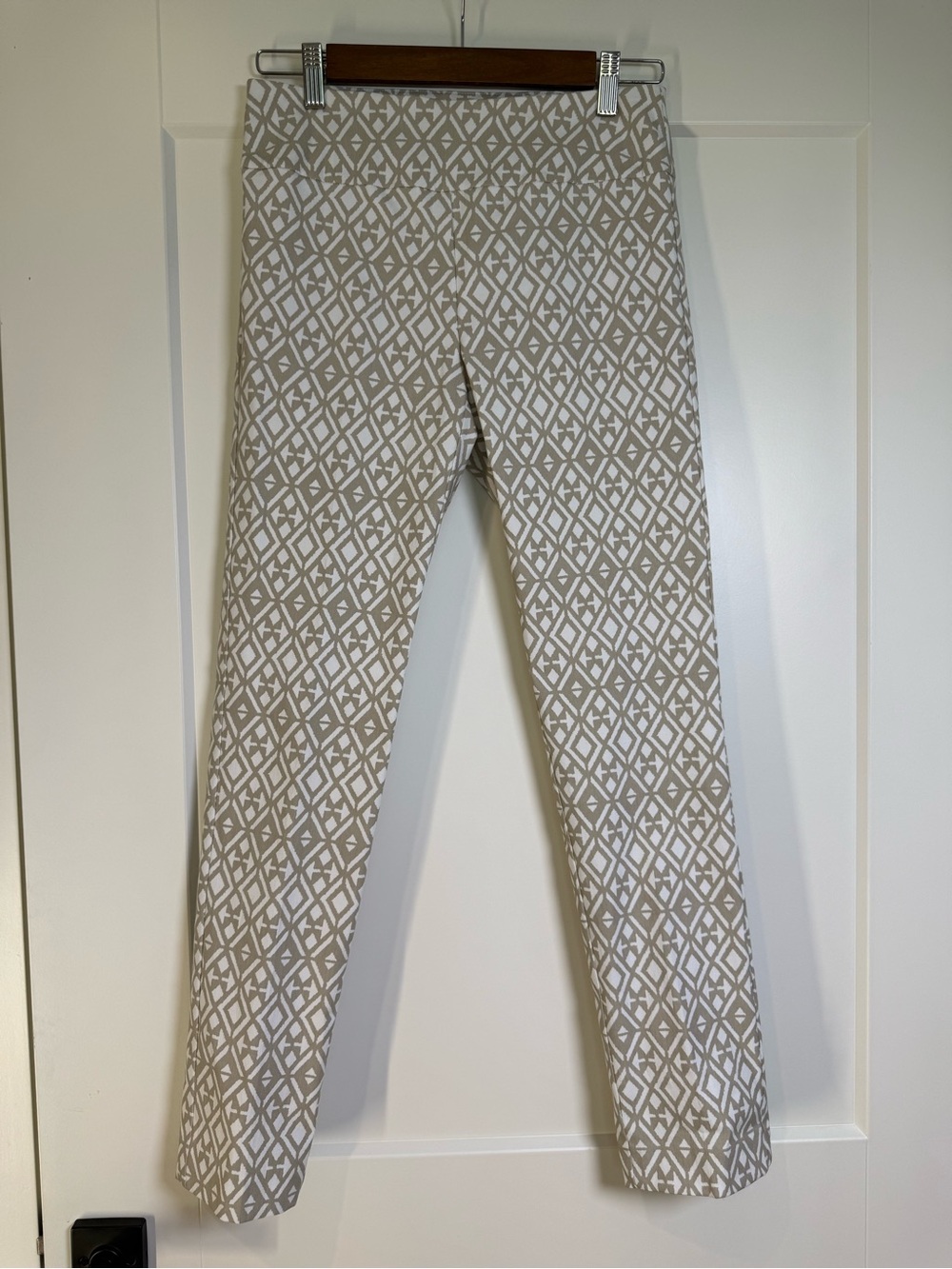 Elliott Lauren Size 4 Beige White Geometric Print Stretch Pants Made USA